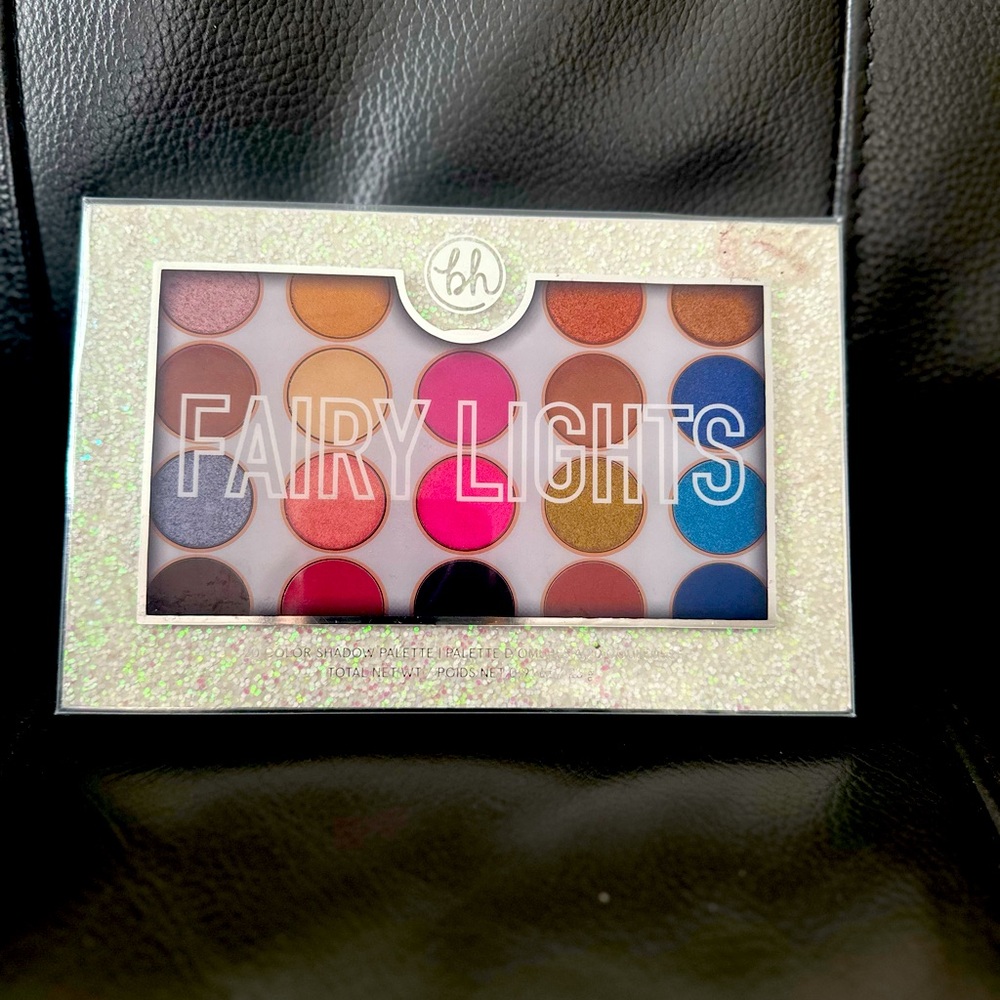 Fairy Lights eye shadow palette